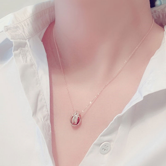 Jewelry - 14k gold diamond necklace